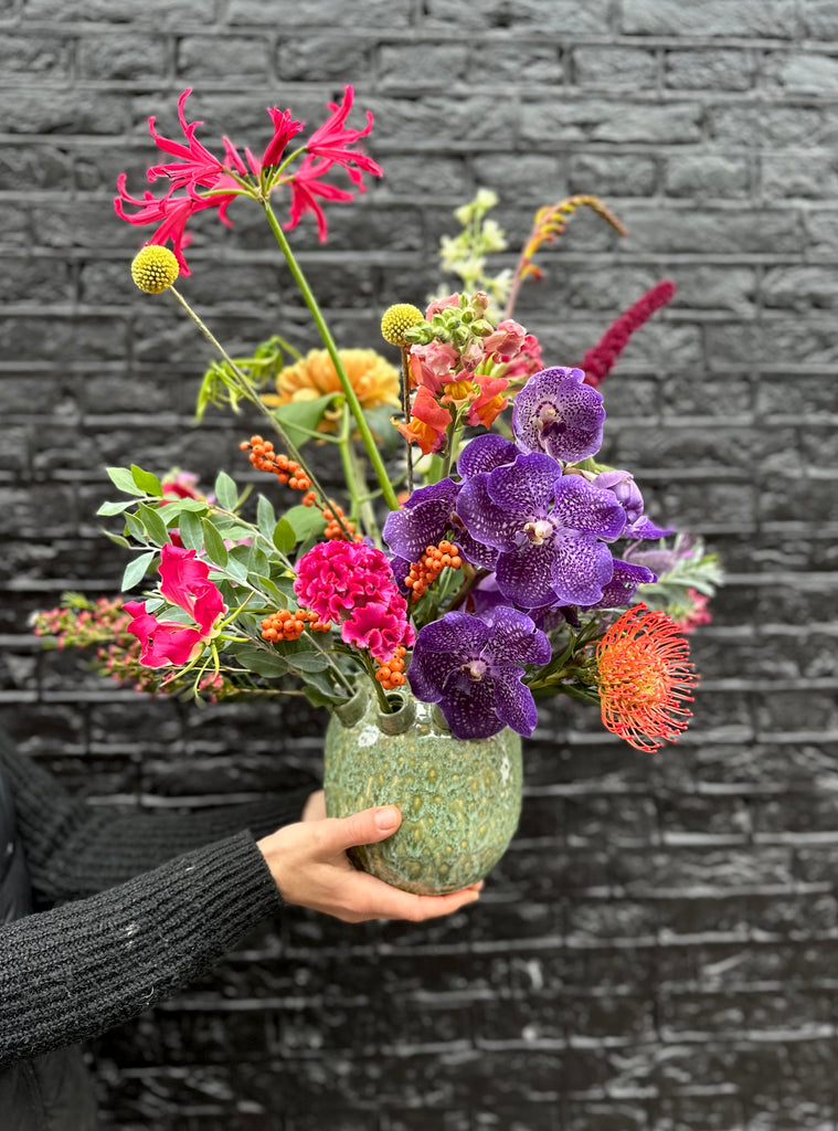 Antieke tulpenvaas I Boeket & vaas I 2 uitvoeringen