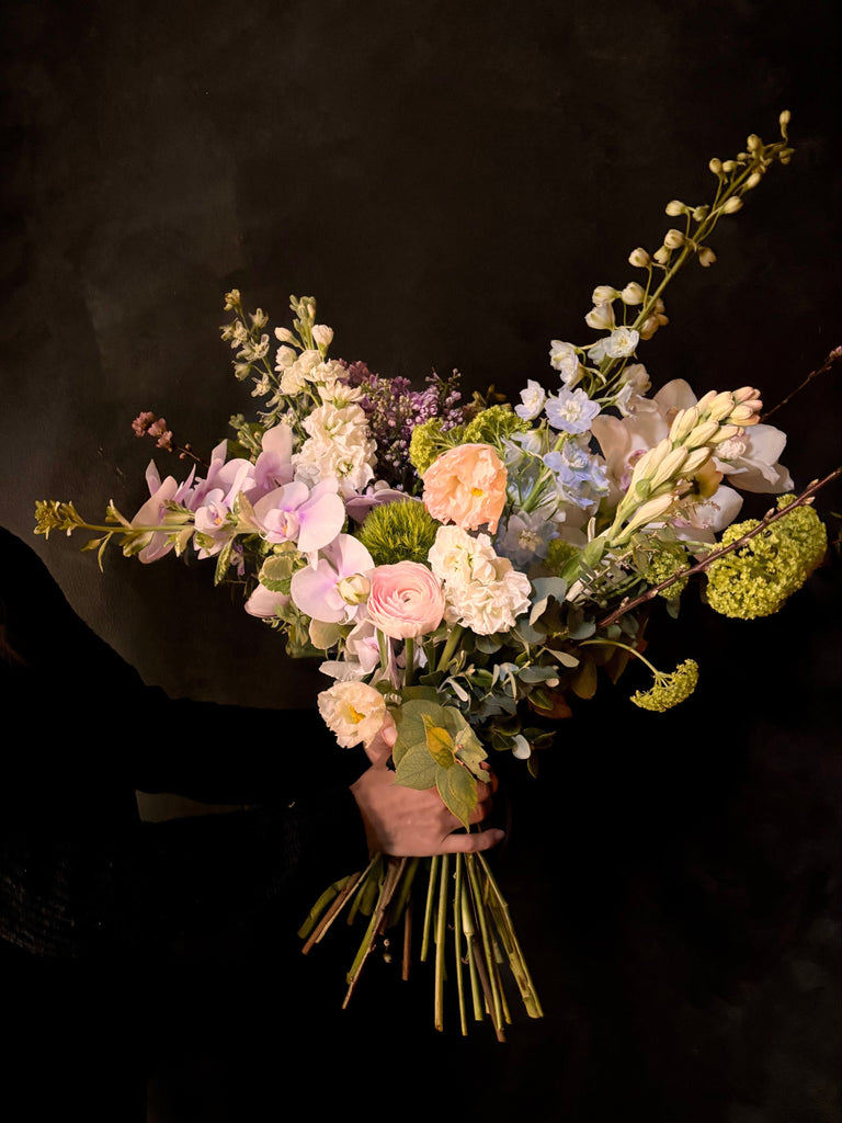 Serenity Bouquet thumbnail
