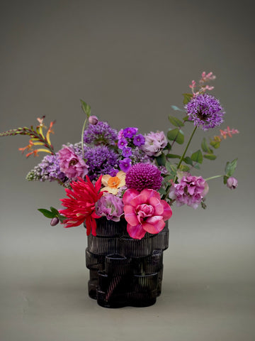Grey step vase Small | Vase only & Flower Set